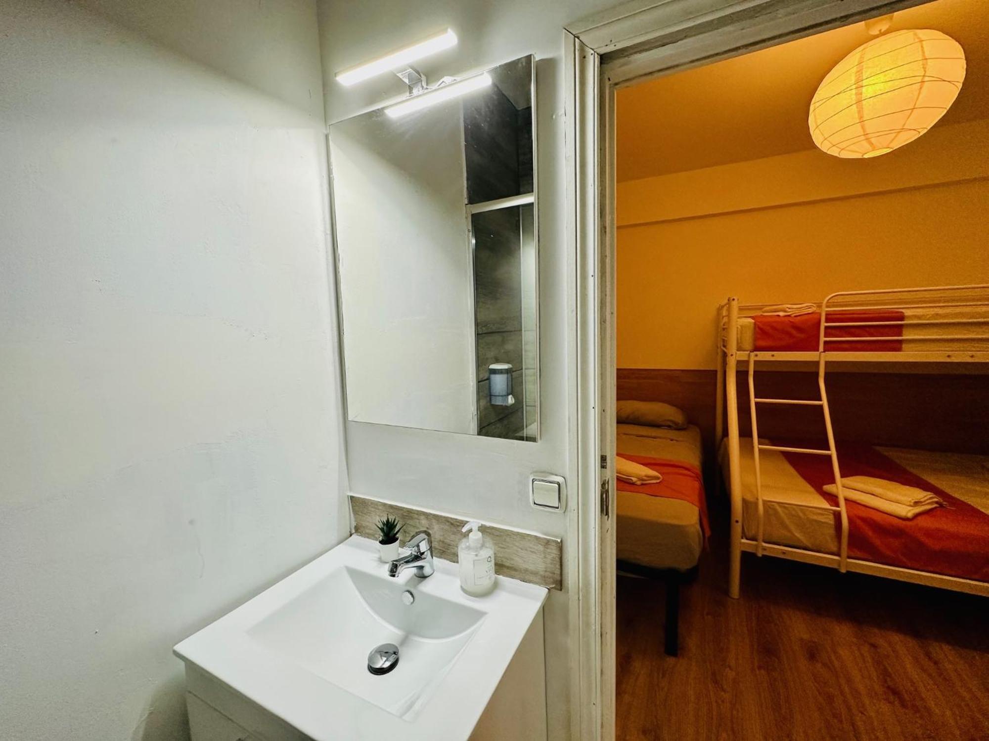 Punta Me Rooms In The Best Location Of Madrid Downtown Exterior foto